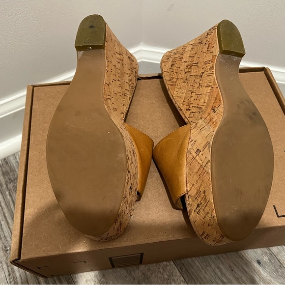 Steve Madden Chunky Platform Y2k Wedge Sandal - Picture 3 of 5